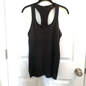 Lululemon swiftly tech black tank size 6